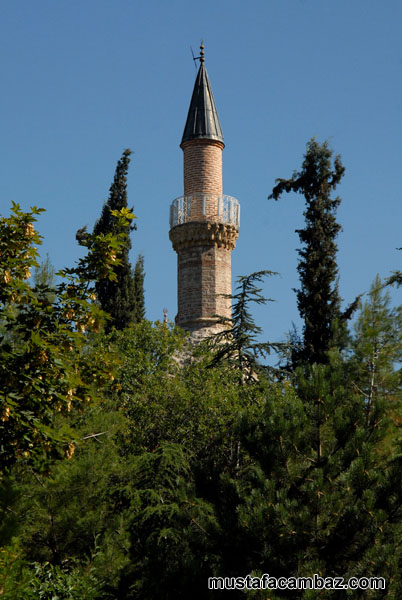 bilecik orhan gazi camii minaresi