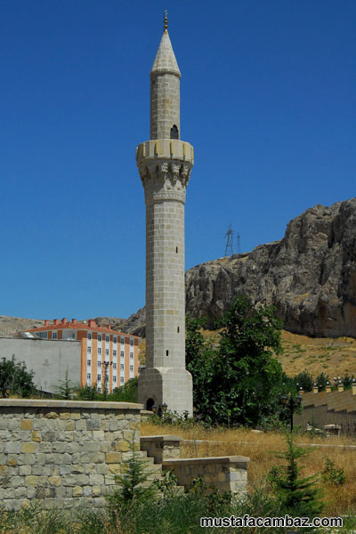 darende mehmet paşa camii minaresi