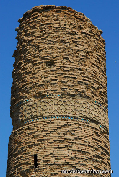 van kızıl minare